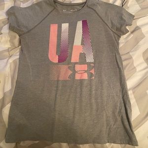 Grey UA tee